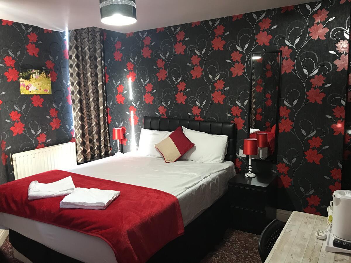 Pacific London Heathrow 2*