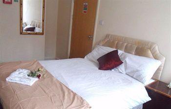 Hotel Pacific London Heathrow 2*