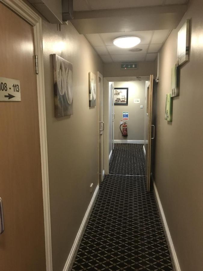 Pacific London Heathrow Hotel 2*