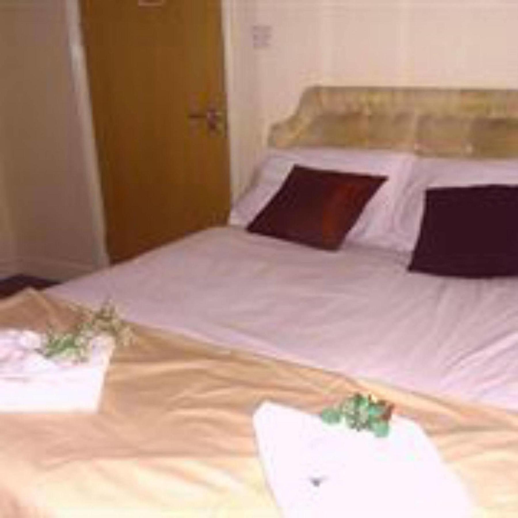 Pacific London Heathrow 2*
